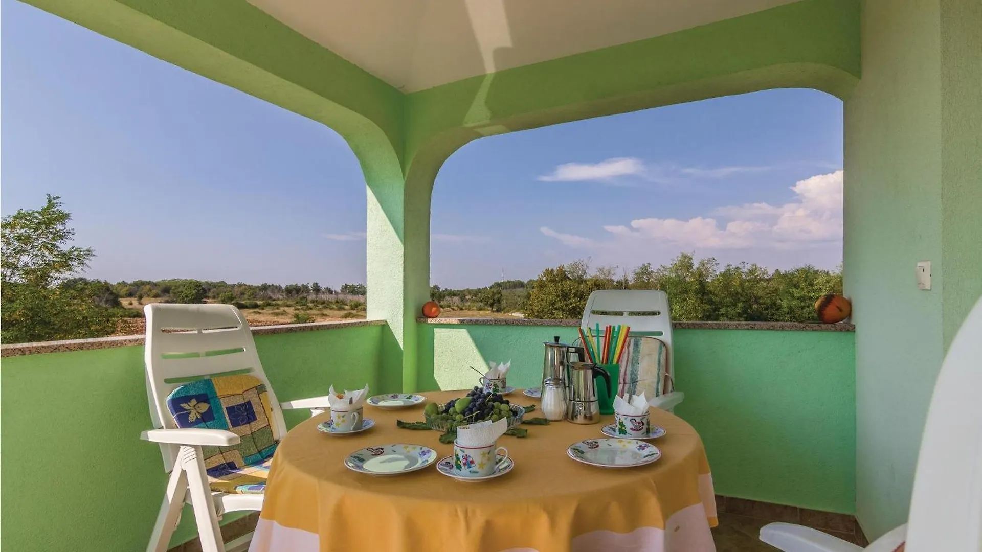 2 Bedroom Amazing Apartment In Sv,Lovrec Jakici